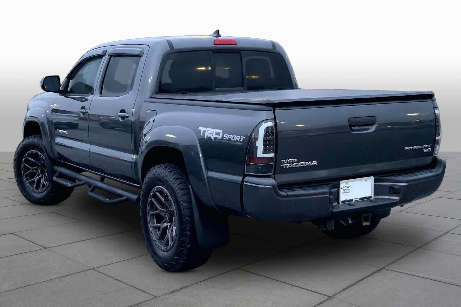 Used 2015 Toyota Tacoma PreRunner w/ TRD Sport Package RWD image 12
