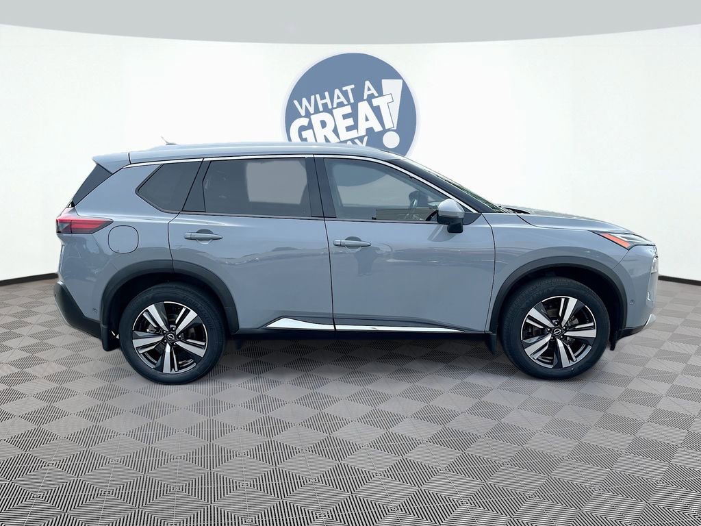 Used 2023 Nissan Rogue Platinum w/ Platinum Premium Package FWD image 4