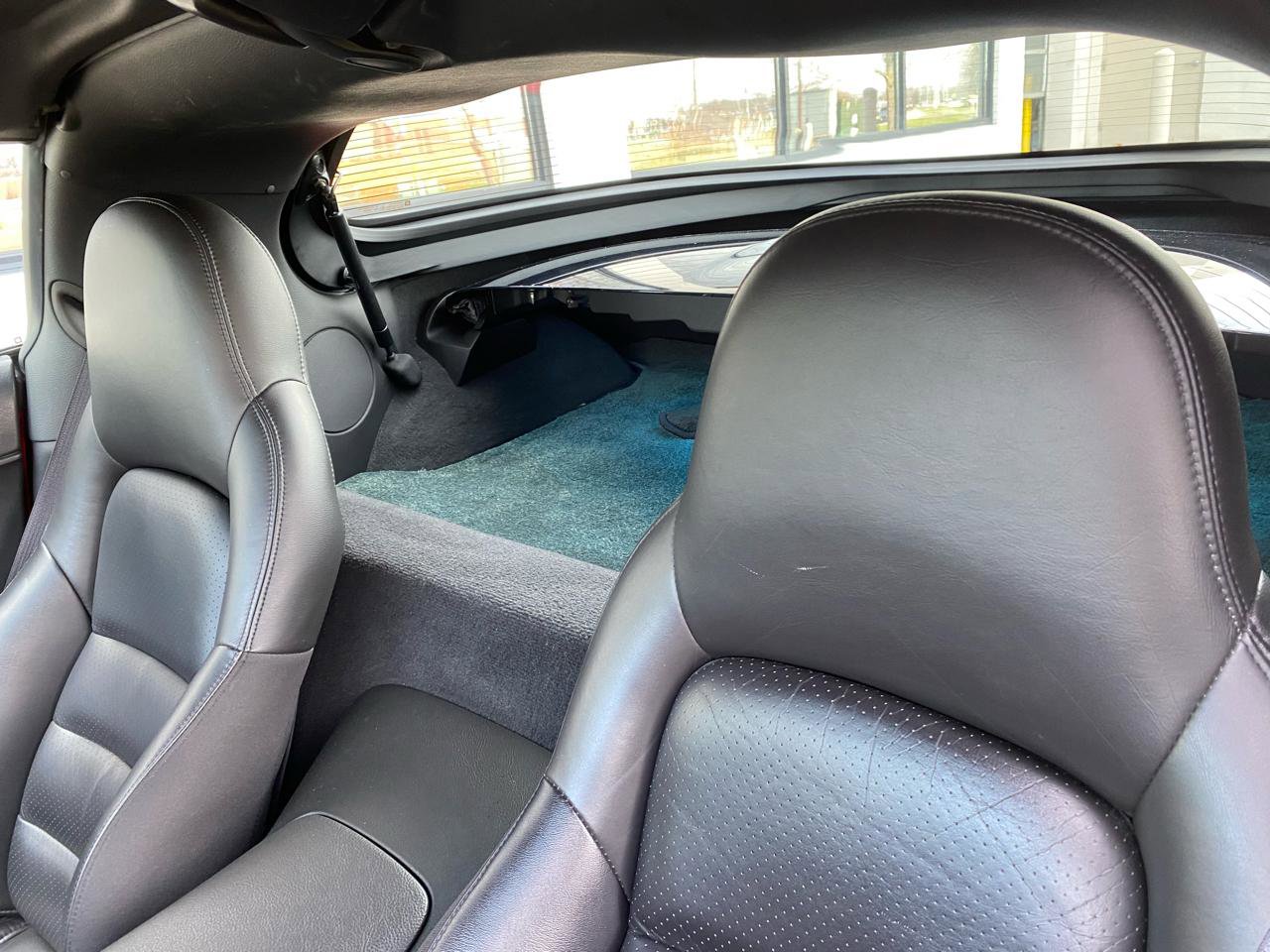 Used 2005 Chevrolet Corvette Coupe w/ Preferred Equipment Group image 26