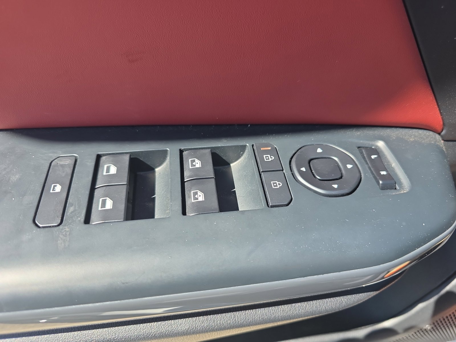 Certified 2025 Kia K4 GT-Line w/ GT-Line Premium Package image 27