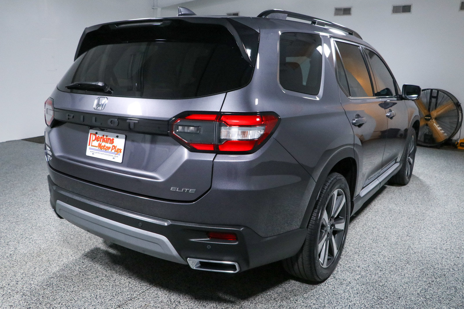 Used 2023 Honda Pilot Elite image 7