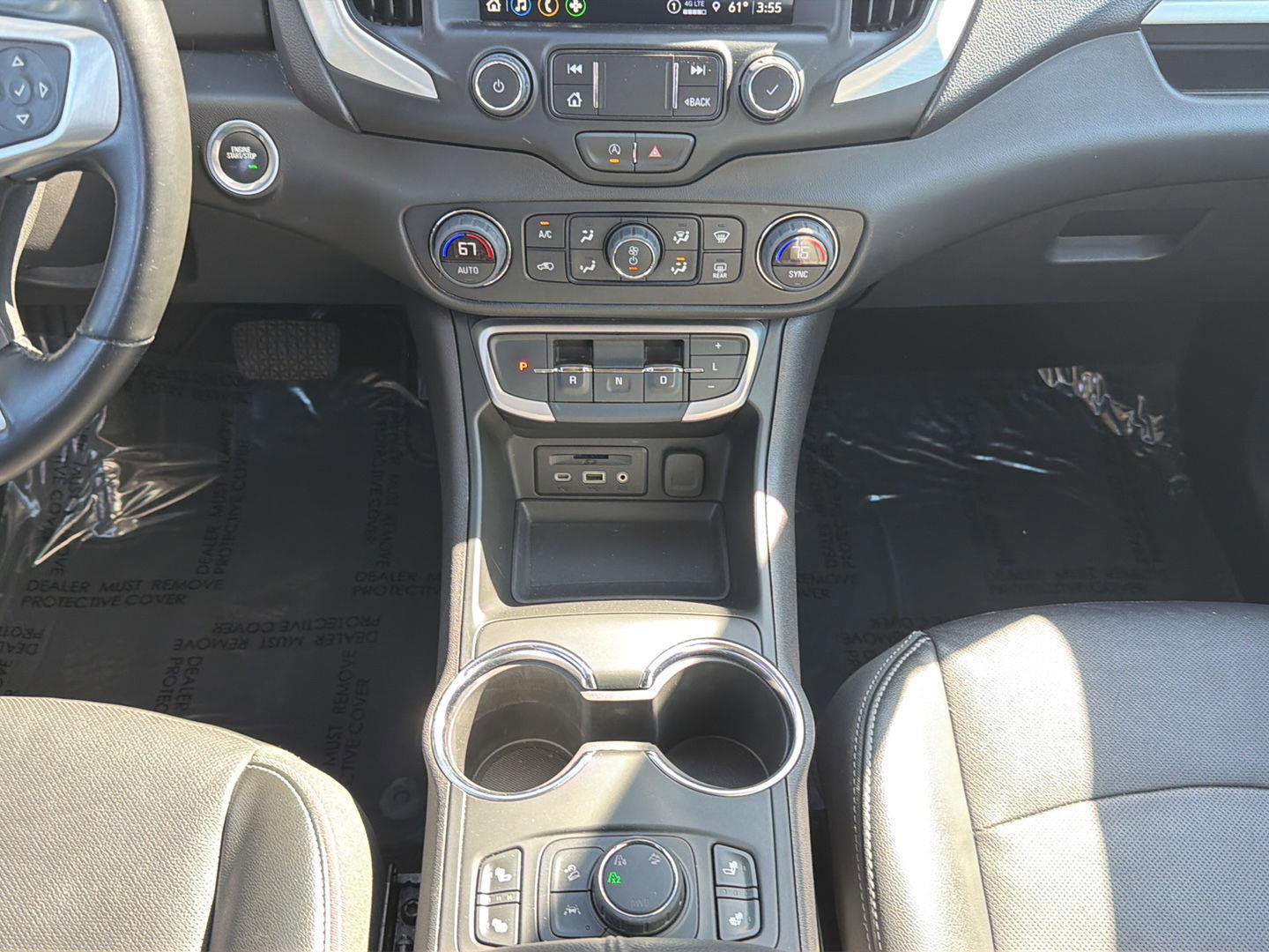 Used 2024 GMC Terrain SLT AWD/4WD image 11