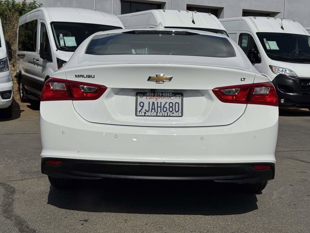 Used 2024 Chevrolet Malibu LT FWD image 12