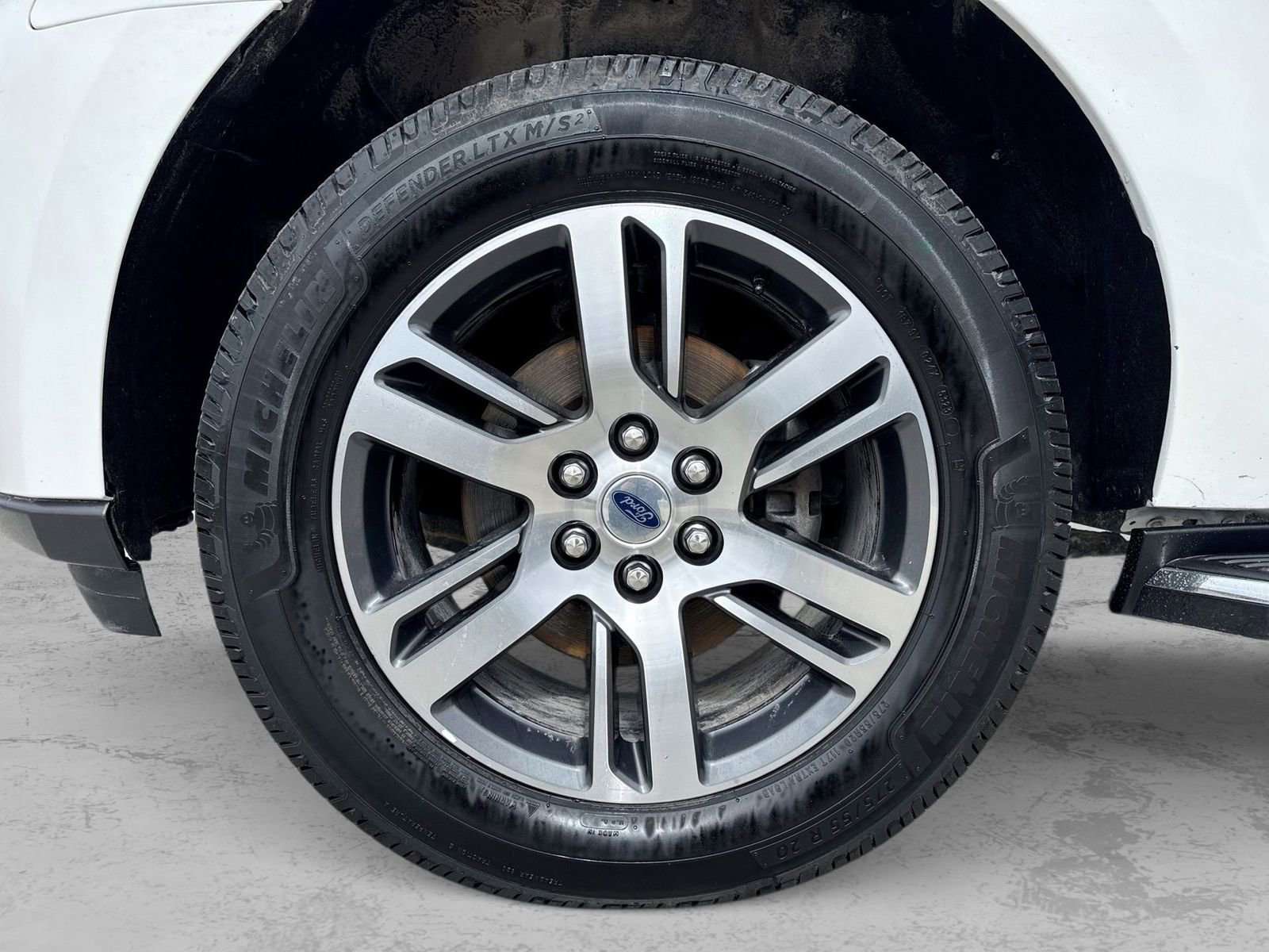 Used 2022 Ford Expedition Limited image 17