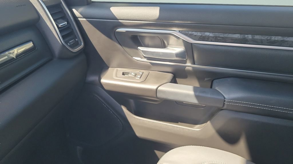 Used 2025 RAM 1500 Big Horn image 24
