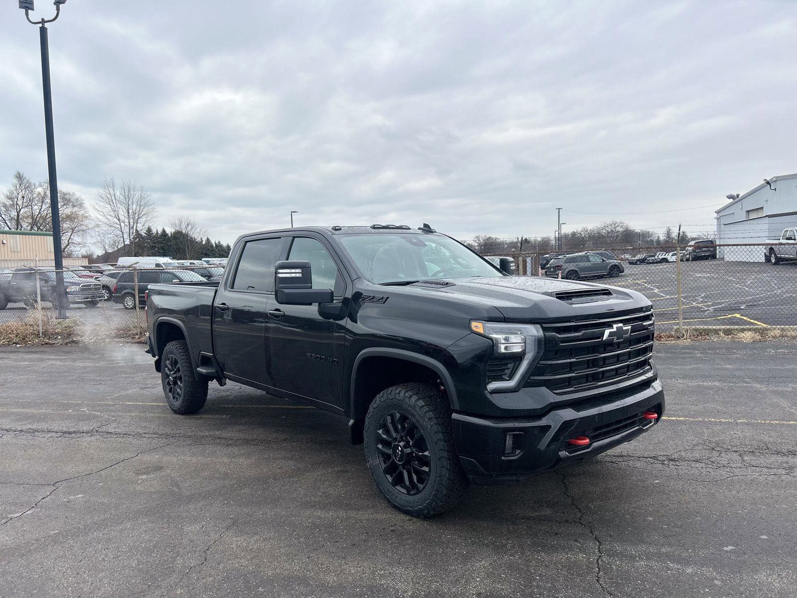 New 2026 Chevrolet Silverado 2500 LTZ w/ LTZ Plus Package AWD/4WD image 3