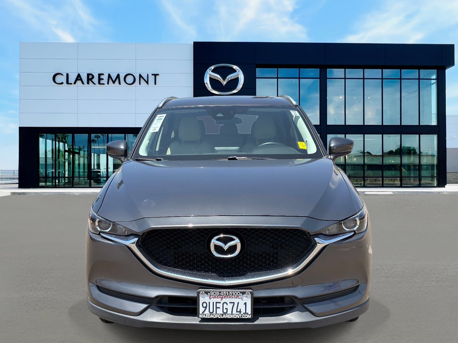 Used 2017 MAZDA CX-5 Touring FWD image 2