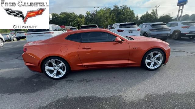 Used 2023 Chevrolet Camaro LT w/ Technology Package RWD image 9