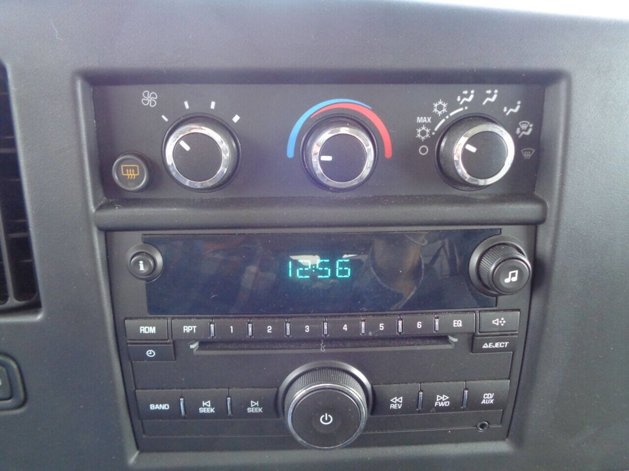 Used 2014 Chevrolet Express 1500 LT w/ LT Preferred Equipment Group image 44