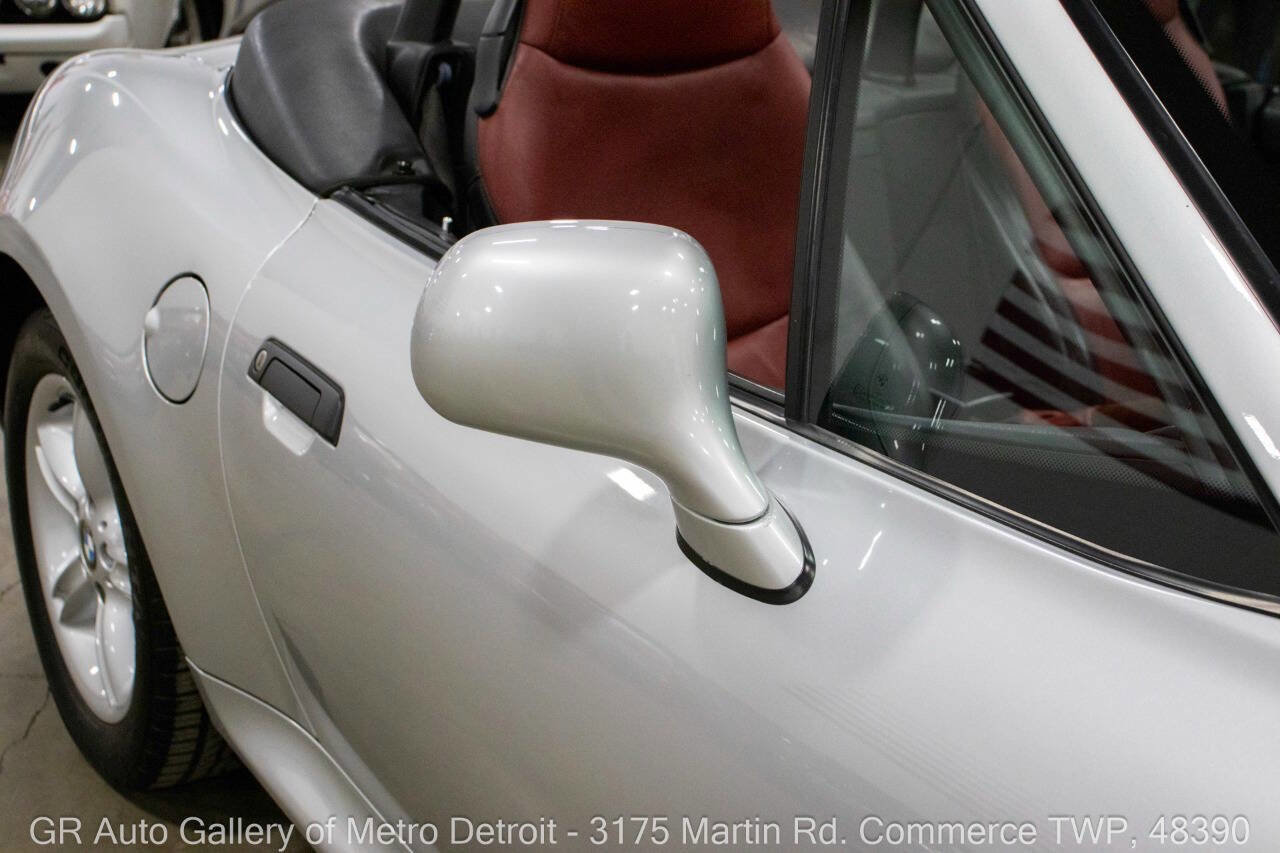 Used 2000 BMW Z3 2.5i image 36