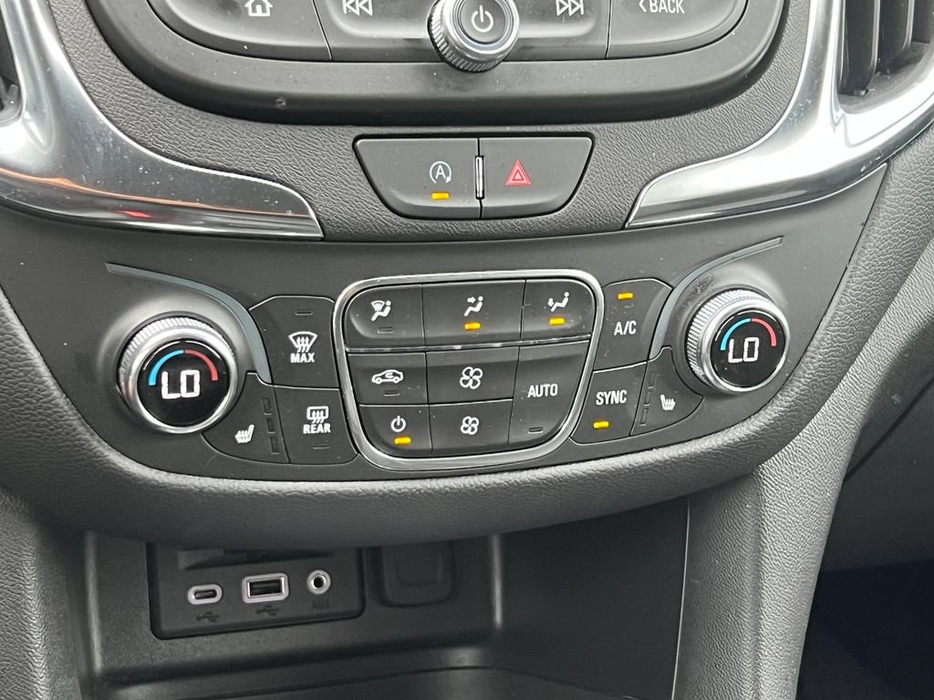 Used 2024 Chevrolet Equinox LT AWD/4WD image 29