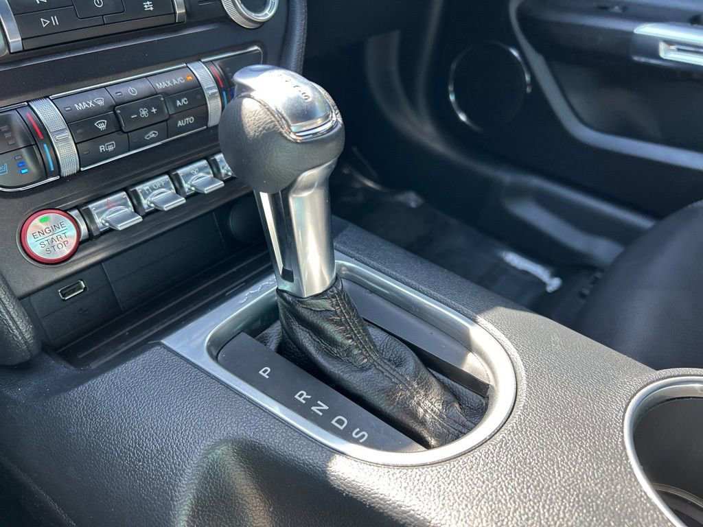 Used 2021 Ford Mustang Premium image 31