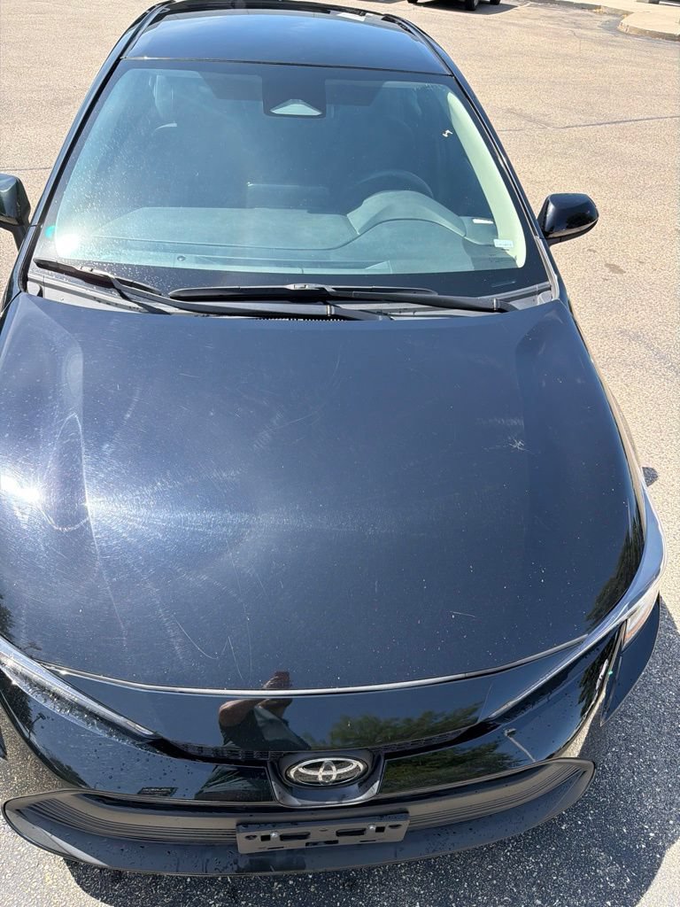 Used 2024 Toyota Corolla LE FWD image 11