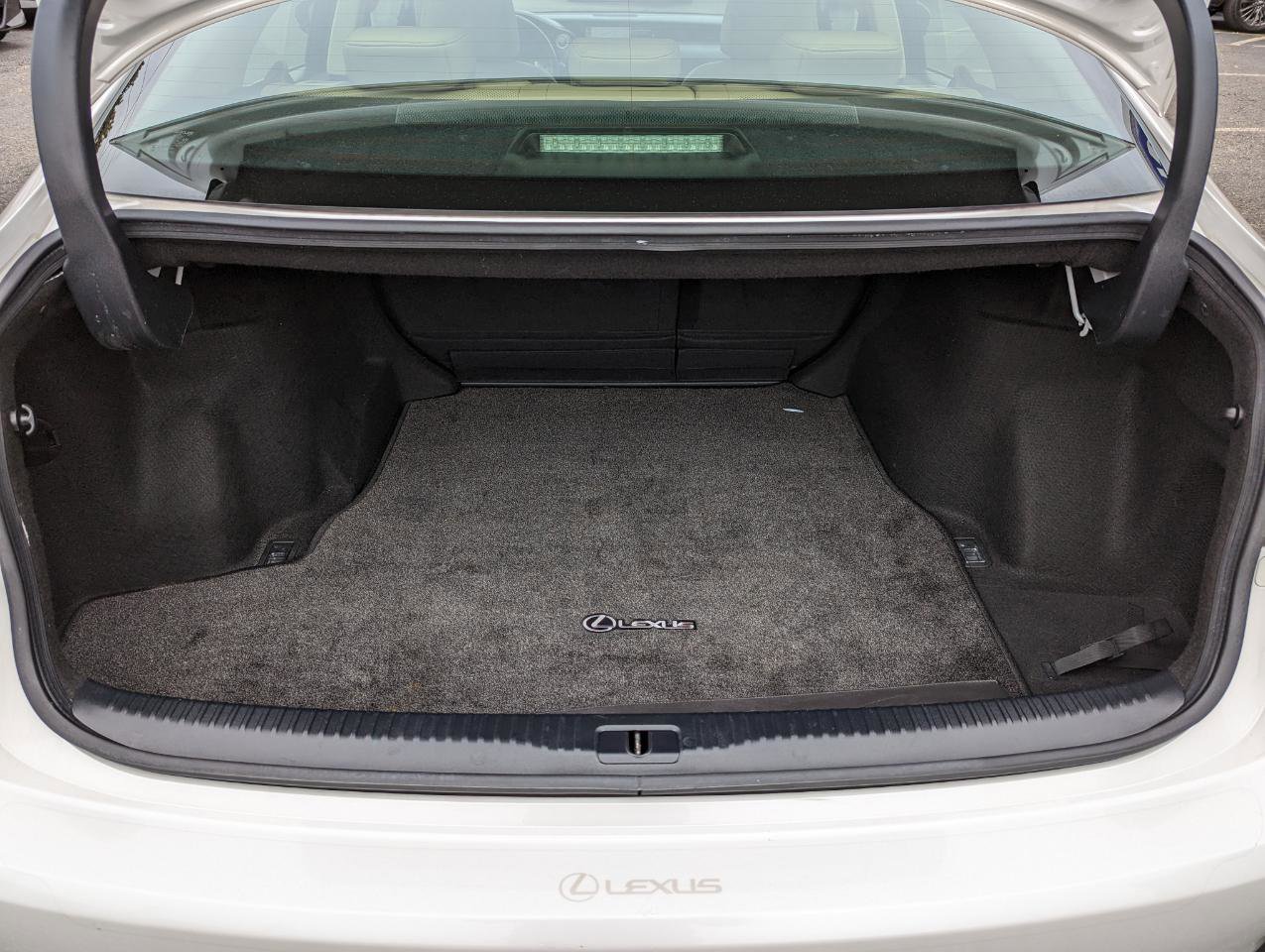 Used 2019 Lexus IS 300 AWD w/ Navigation Package image 42