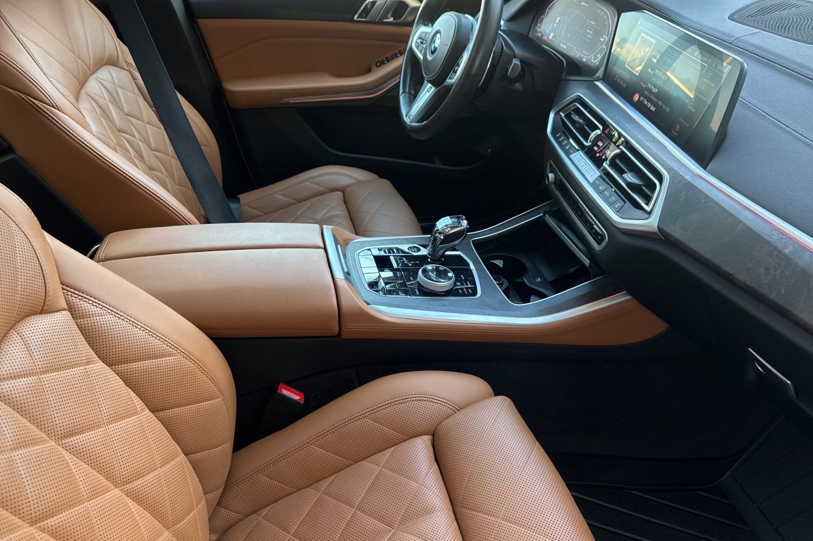 Used 2023 BMW X5 xDrive45e w/ Executive Package AWD/4WD image 15
