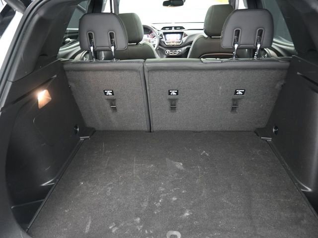 Used 2023 Chevrolet TrailBlazer RS w/ Sun and Liftgate Package image 25