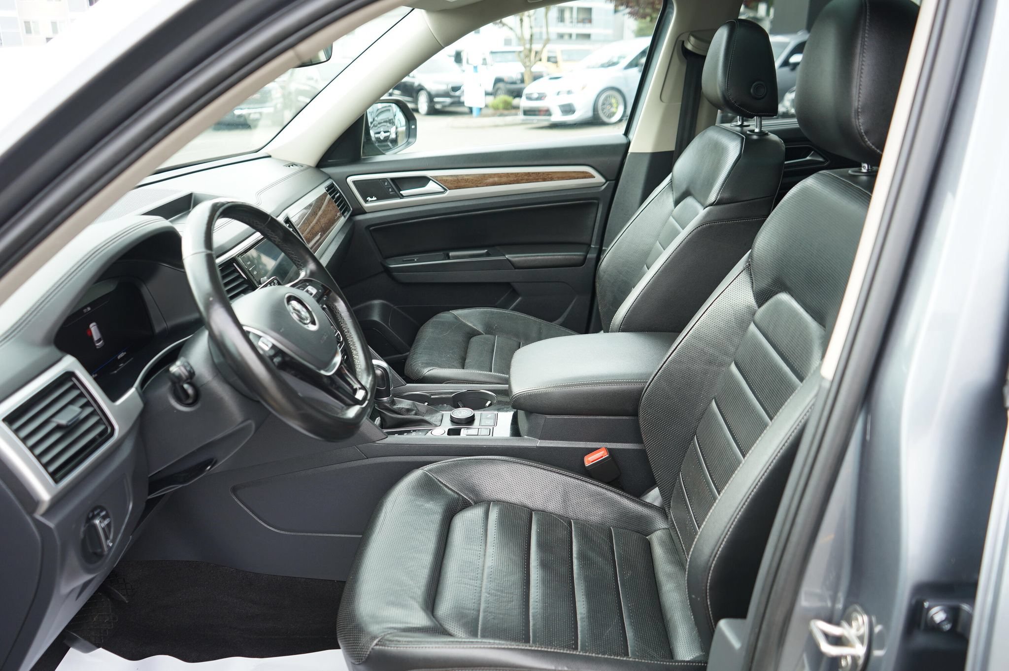 Used 2018 Volkswagen Atlas SEL Premium AWD/4WD image 11
