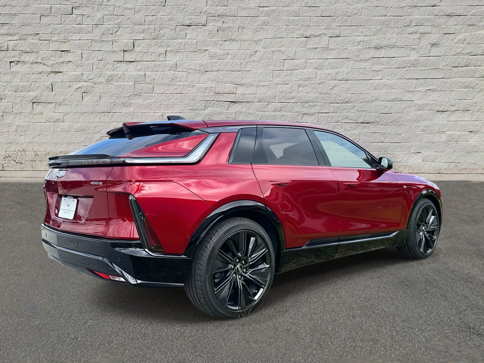 Used 2024 Cadillac Lyriq Sport image 5