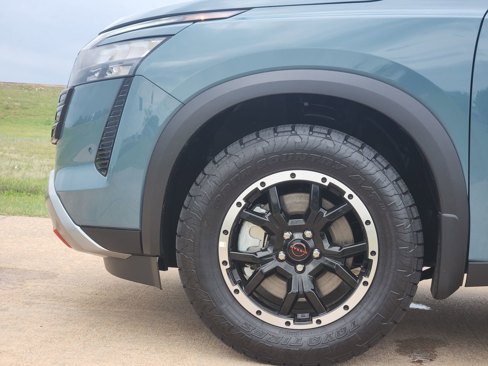 New 2026 Nissan Pathfinder Rock Creek w/ Rock Creek Premium Package AWD/4WD image 11