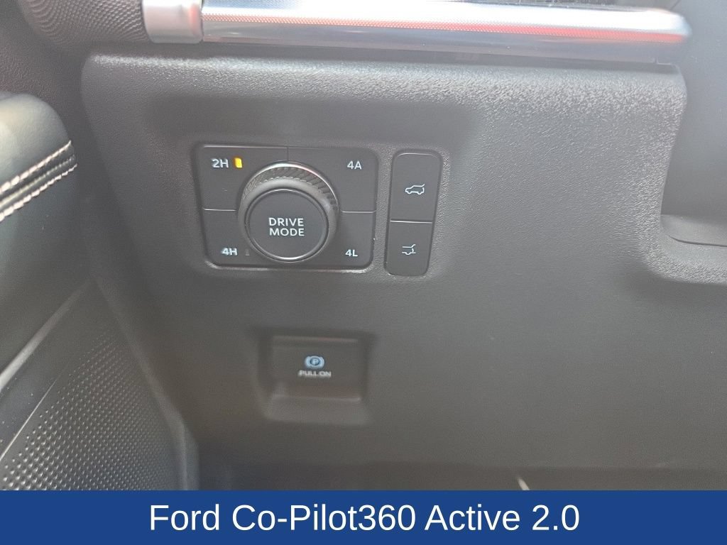 Certified 2025 Ford Expedition Platinum w/ Driver's Package AWD/4WD image 18