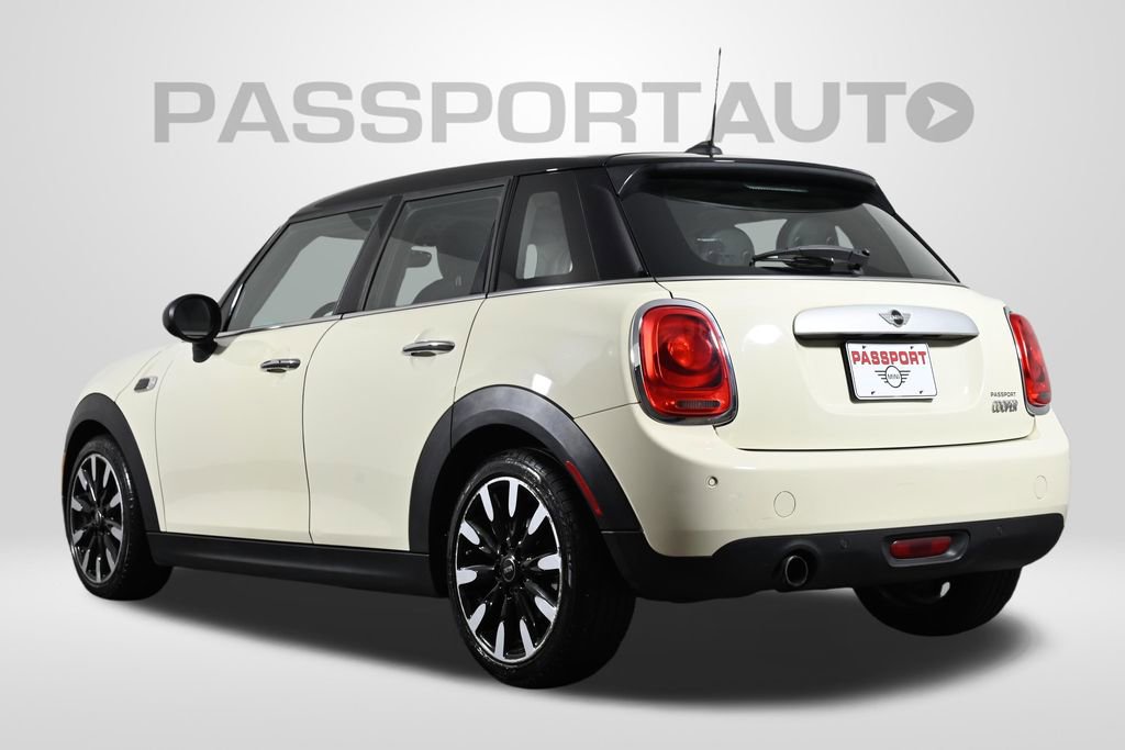 Used 2015 MINI Cooper 4-Door Hardtop FWD image 5