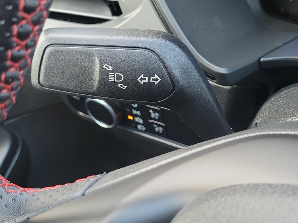 Used 2023 Ford Escape ST-Line w/ Tech Pack #1 AWD/4WD image 11