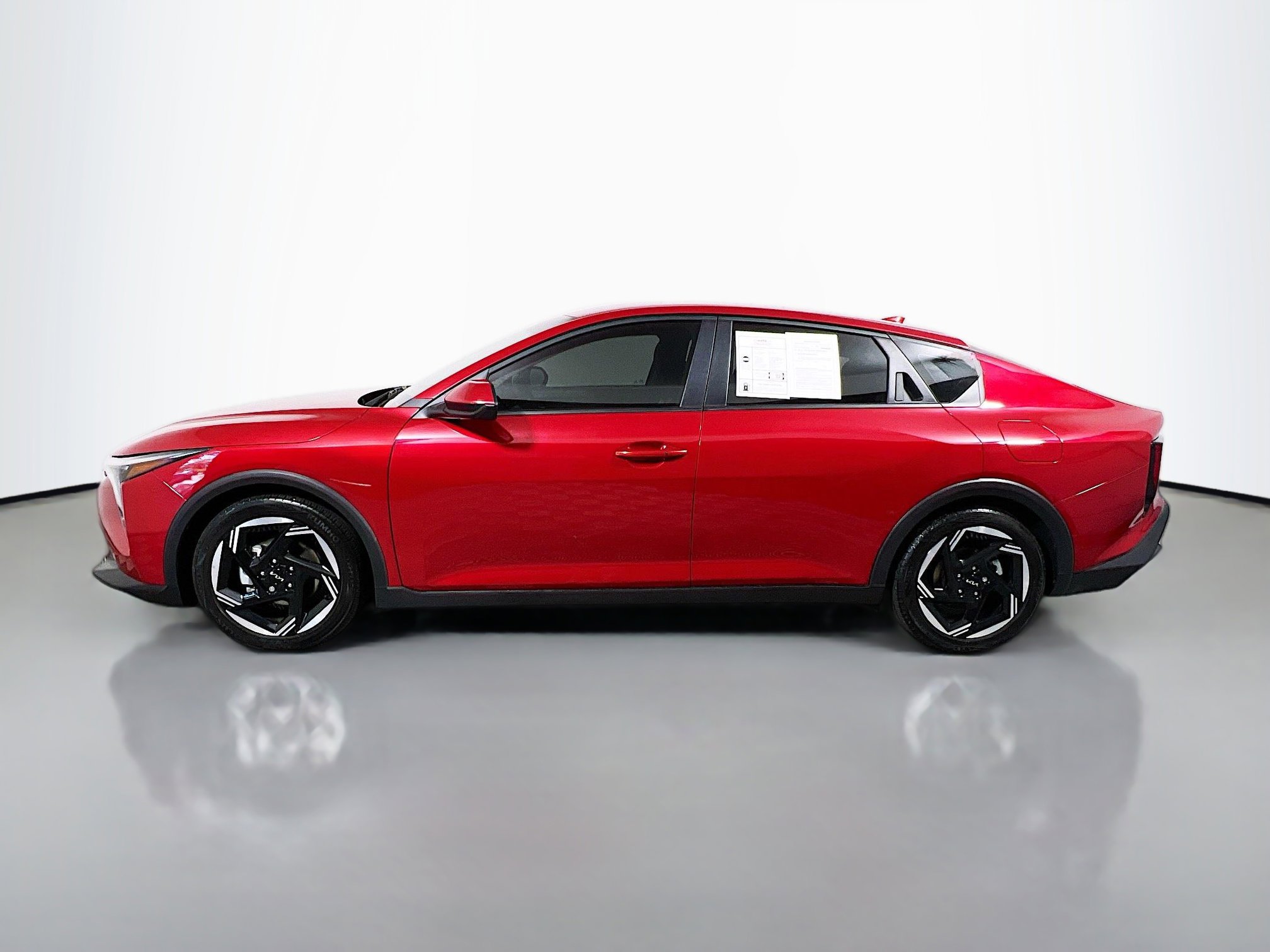 Used 2025 Kia K4 EX image 9