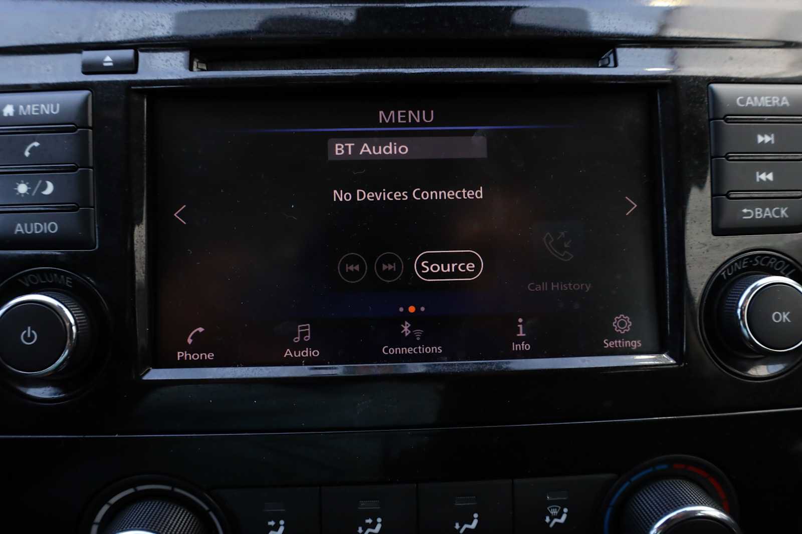 Used 2019 Nissan Rogue S AWD/4WD image 28