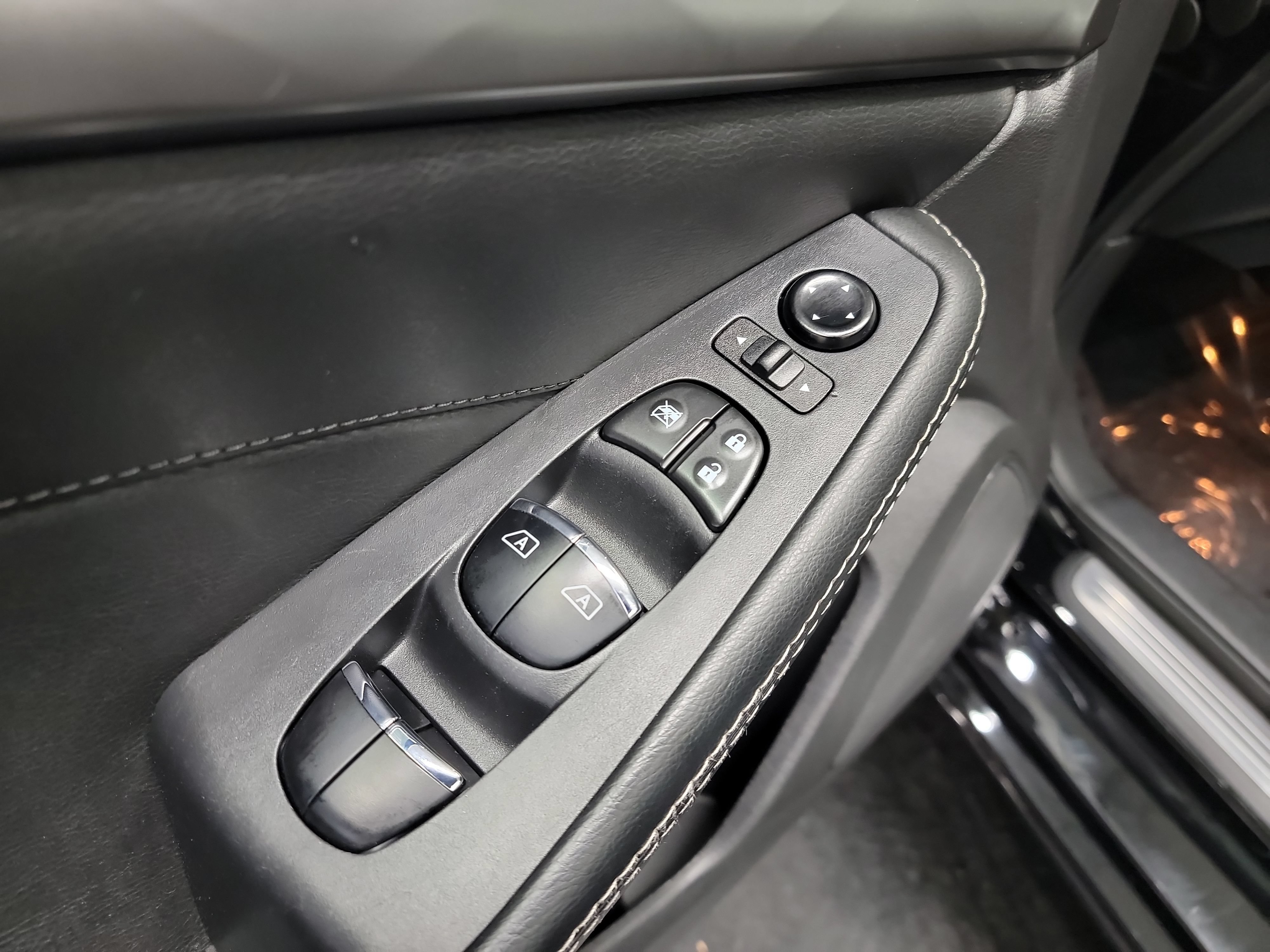 Used 2023 Nissan Maxima SV w/ Floor Mat Group FWD image 14