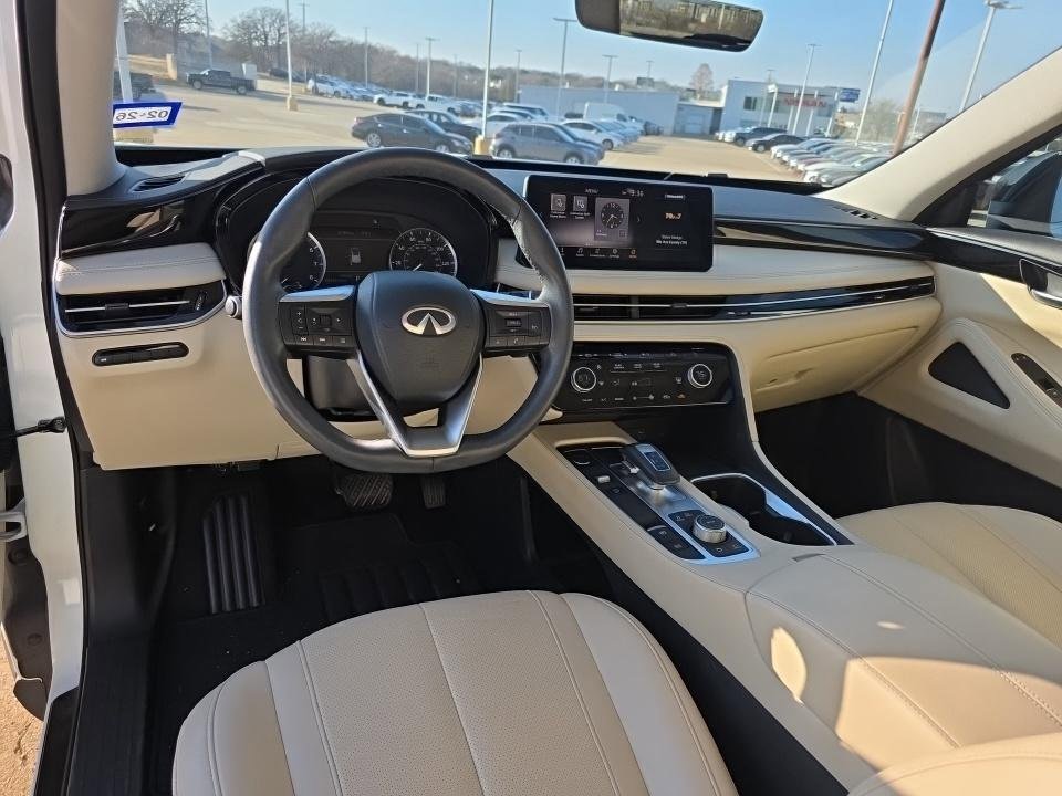 Certified 2023 INFINITI QX60 Pure image 10