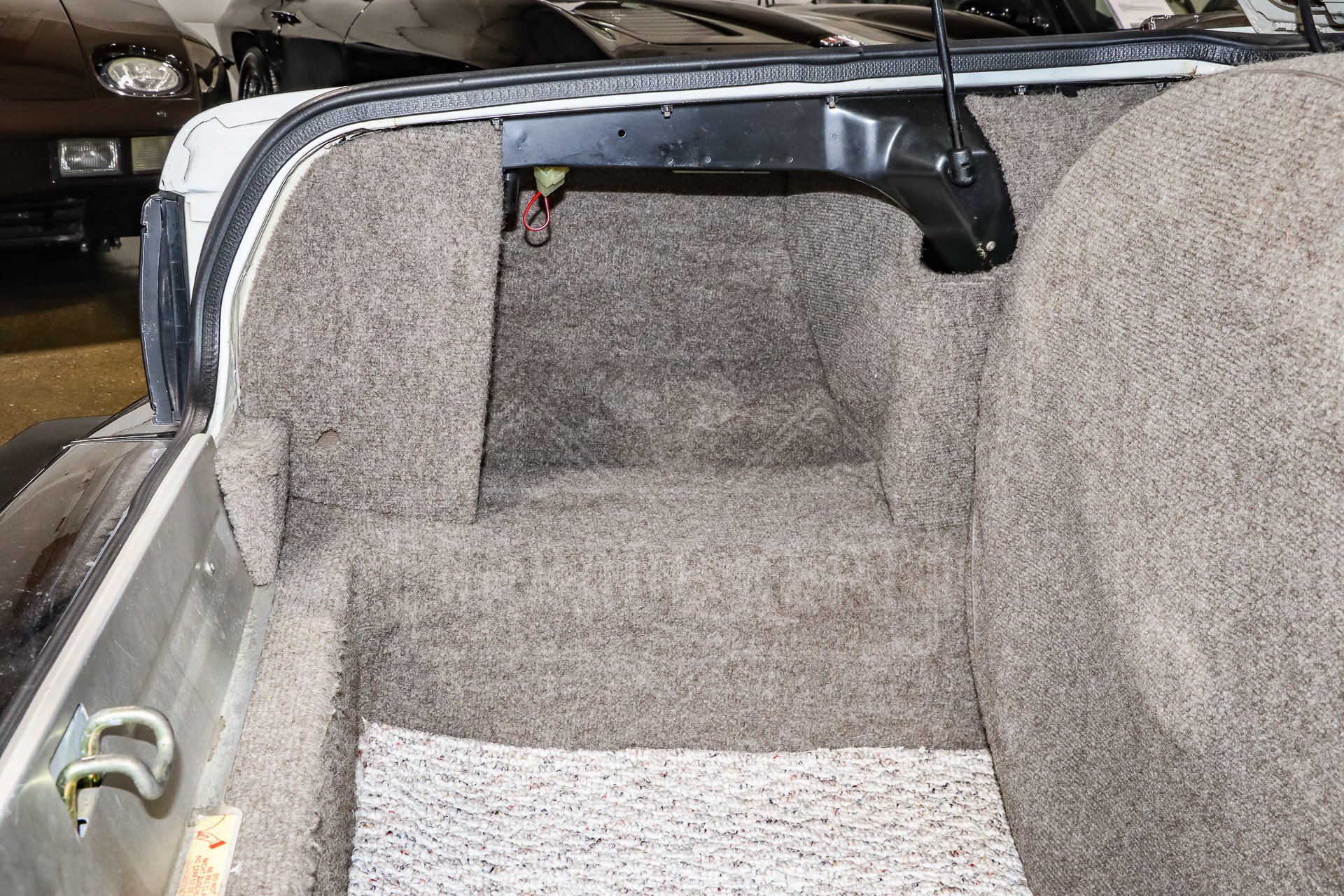 Used 1992 Jaguar XJS V12 Convertible image 87