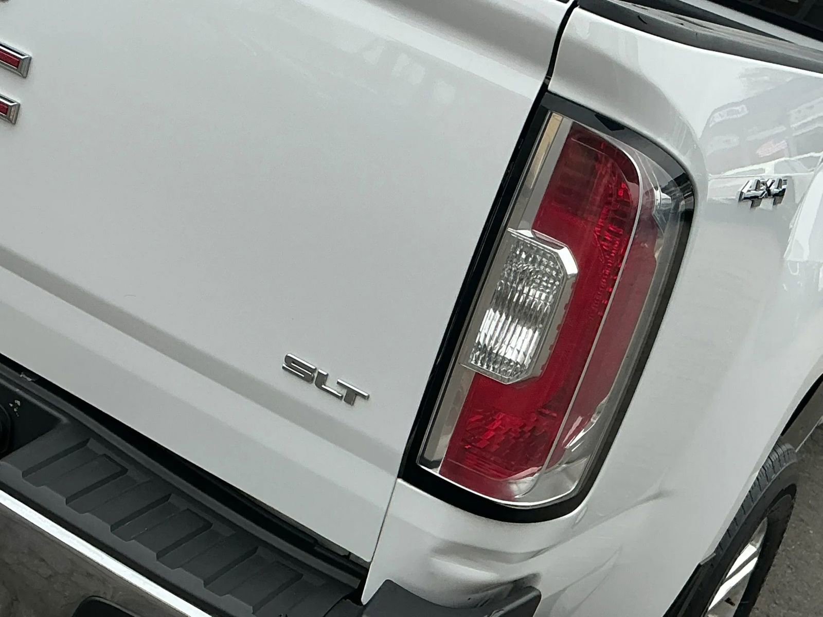 Used 2016 GMC Canyon SLT AWD/4WD image 15