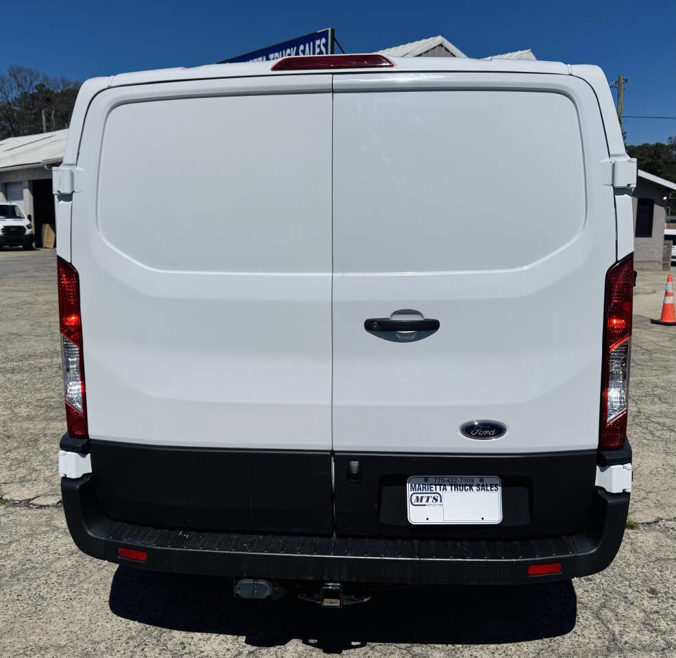 Used 2022 Ford Transit 150 350 3dr SWB Medium Roof Cargo image 7