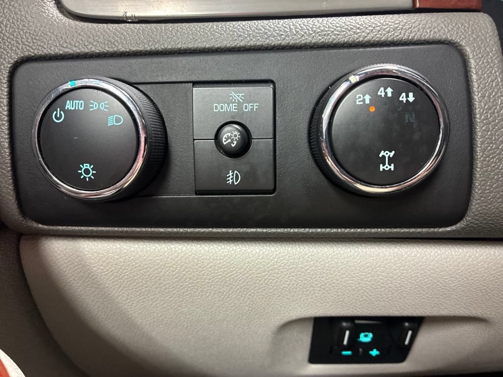Used 2014 Chevrolet Silverado 2500 LTZ w/ LTZ Plus Package AWD/4WD image 14