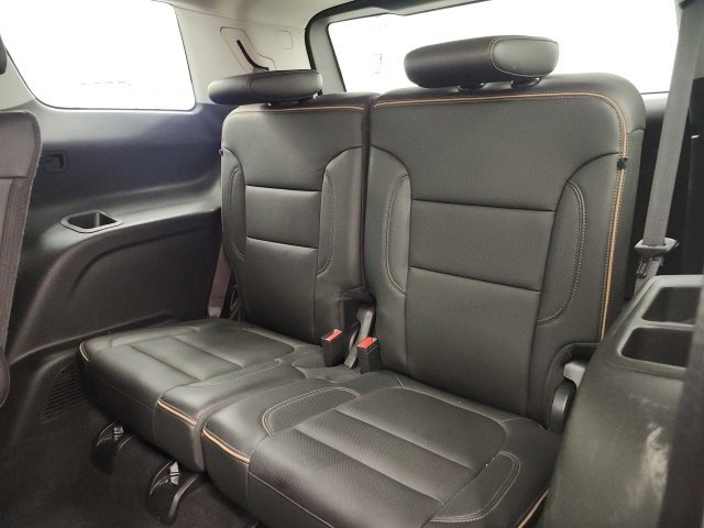 Used 2023 GMC Acadia AT4 w/ Preferred Package image 10