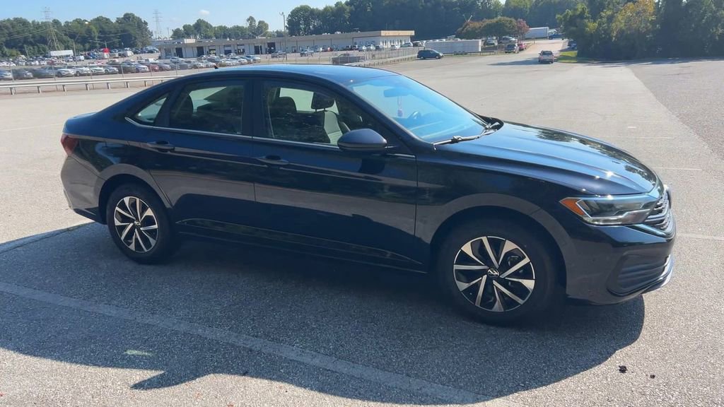Used 2024 Volkswagen Jetta S image 12