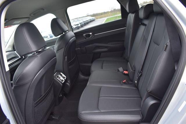 New 2026 Kia Sorento S FWD image 18