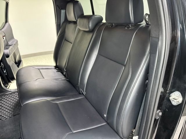 Used 2019 Toyota Tacoma TRD Sport AWD/4WD image 23