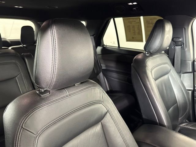 Used 2020 Ford Explorer XLT RWD image 33