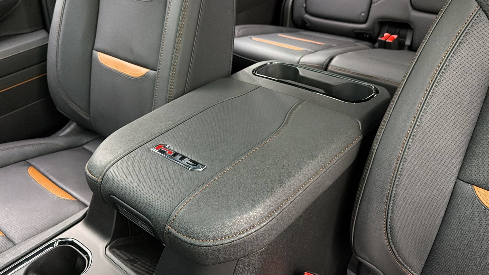 Used 2026 GMC Sierra 2500 AT4 AWD/4WD image 33