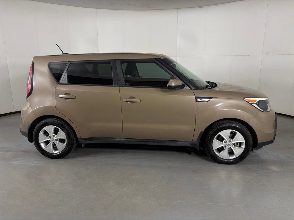 Used 2016 Kia Soul FWD image 10