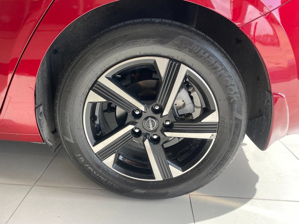 Certified 2025 Nissan Sentra SV FWD image 17