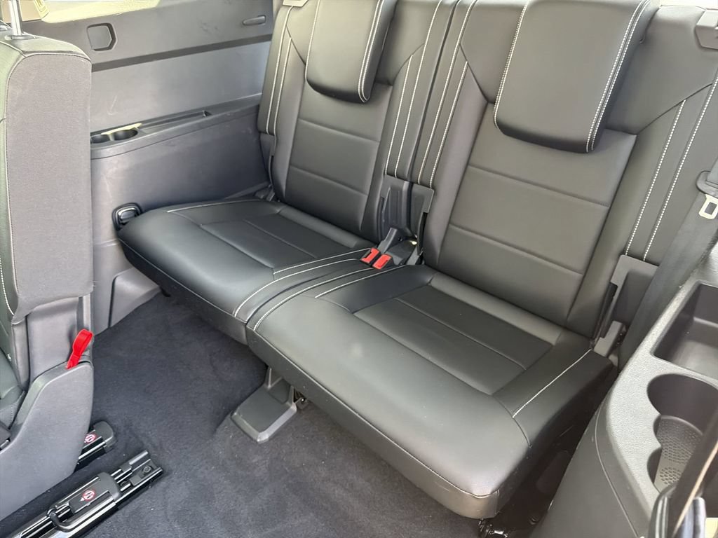 Used 2023 Volkswagen Atlas SE w/ Panoramic Sunroof Package FWD image 19