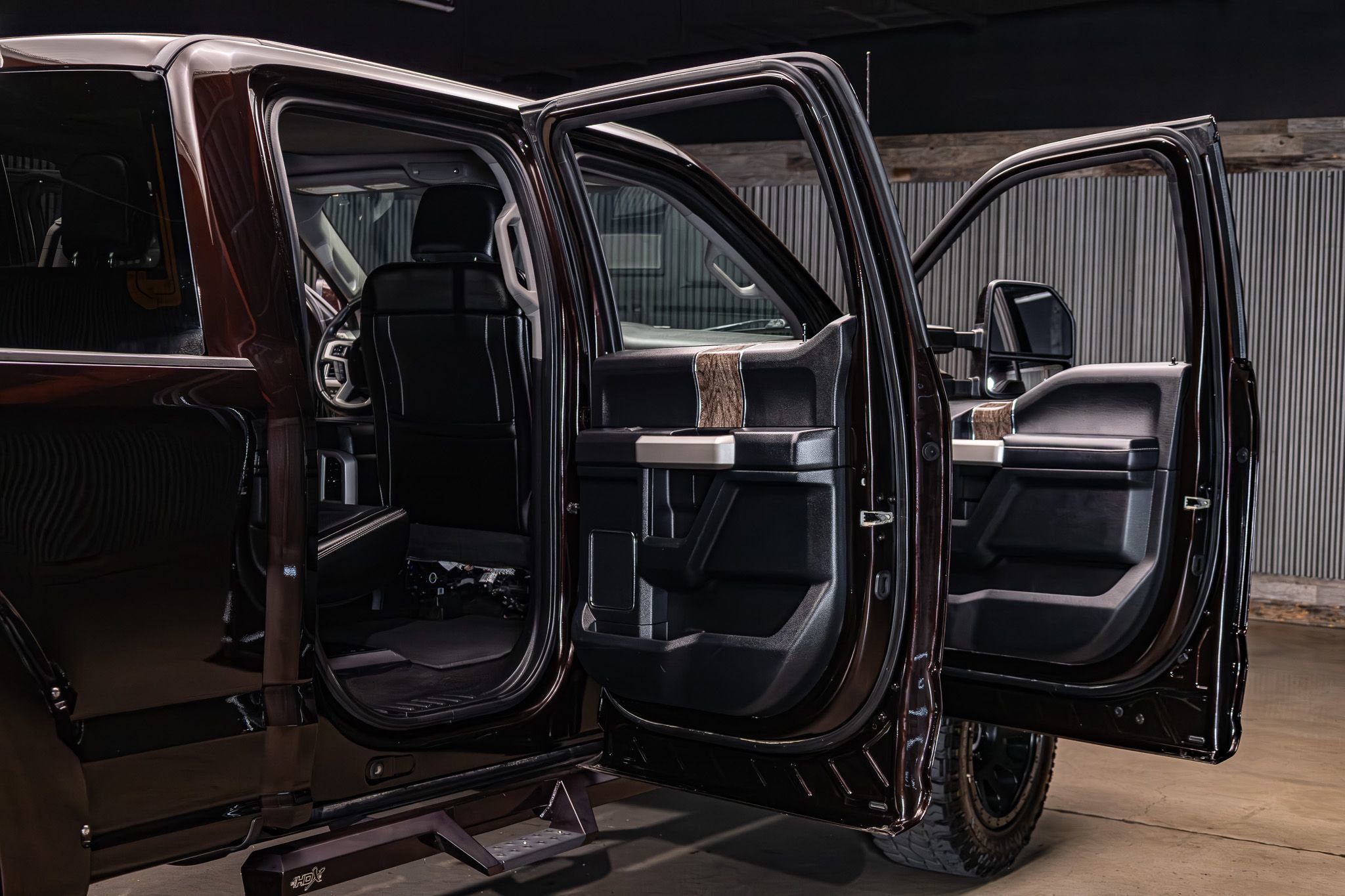 Used 2018 Ford F250 Lariat w/ Lariat Value Package image 29