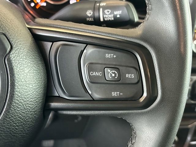 Used 2023 Jeep Gladiator Sport image 37