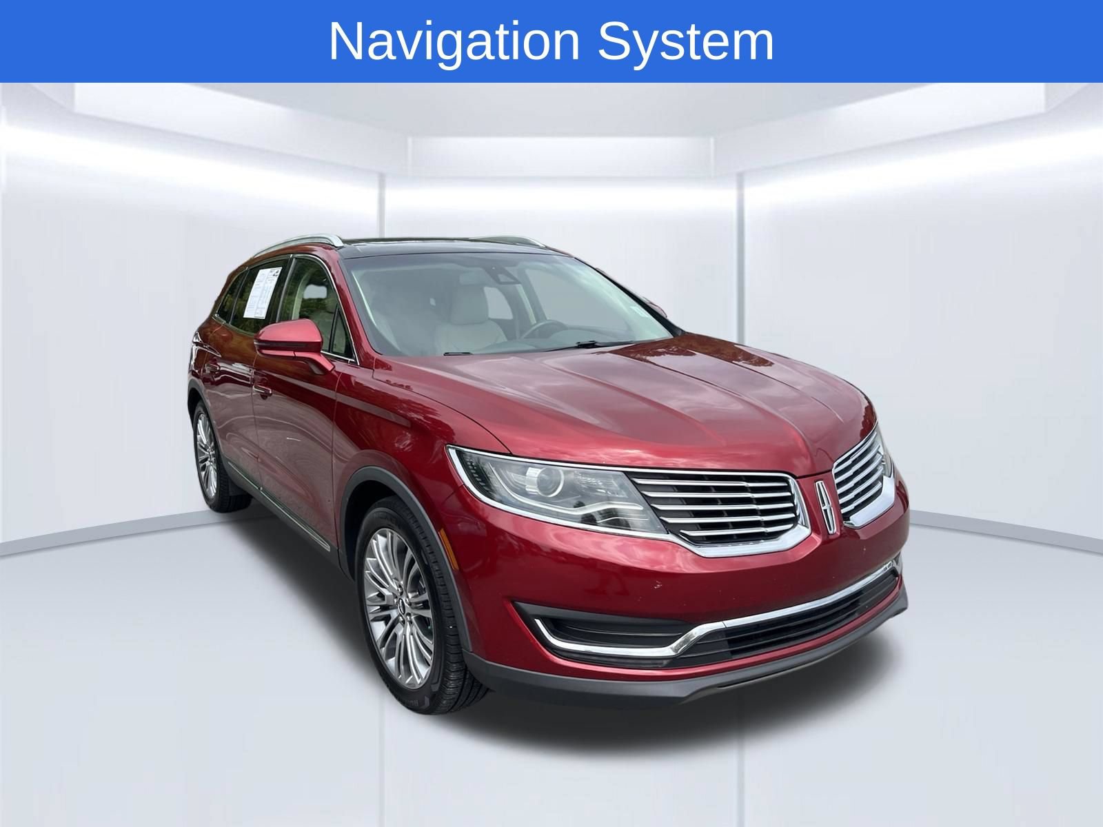 Used 2018 Lincoln MKX Reserve w/ Driver Assistance Package FWD image 3