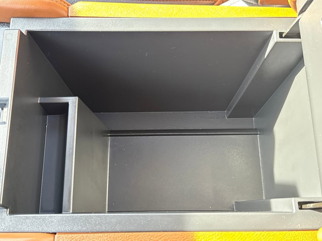 Used 2025 Nissan Pathfinder Platinum w/ Cargo Package image 29