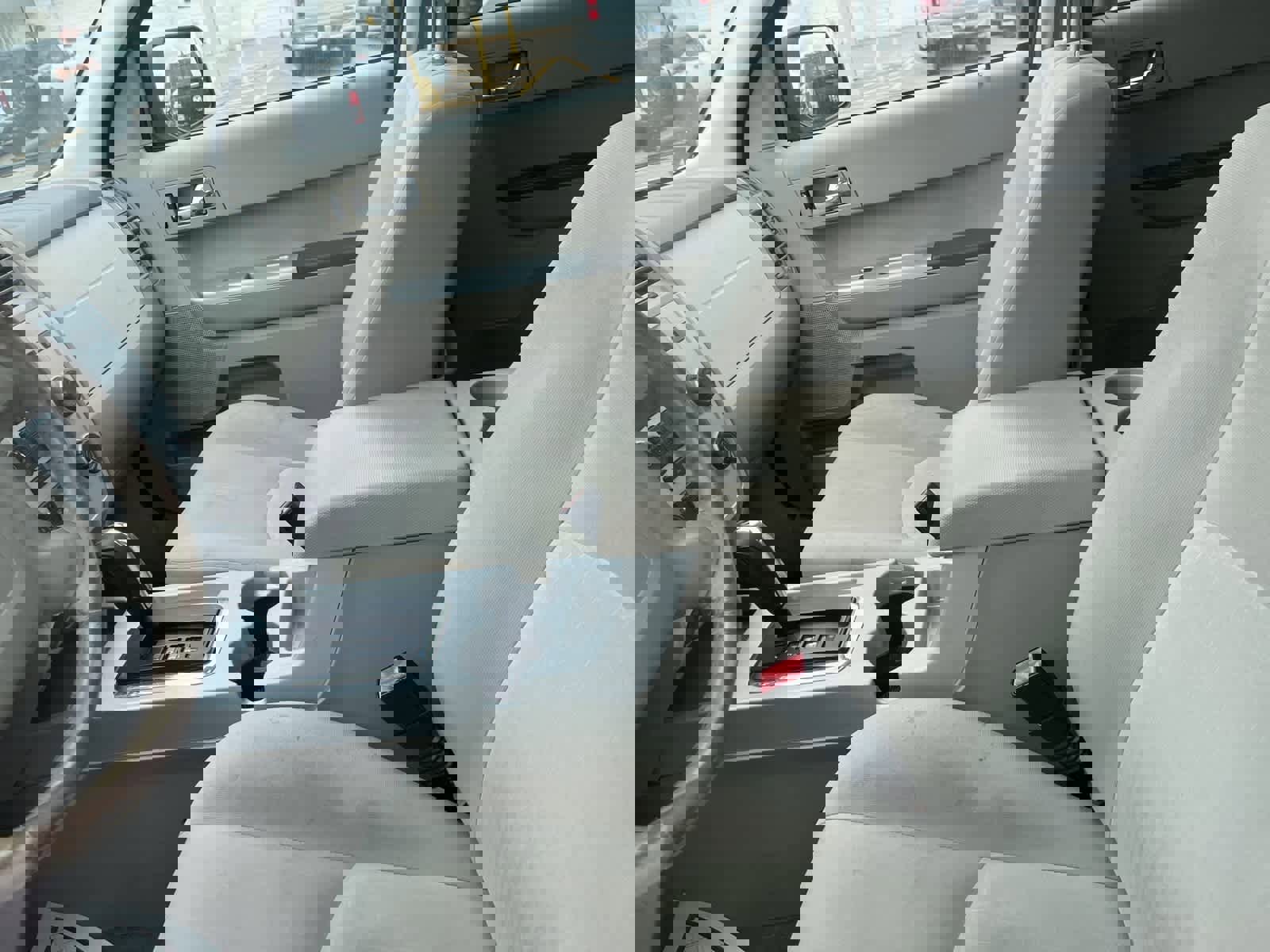 Used 2008 Mercury Mariner 2WD image 26