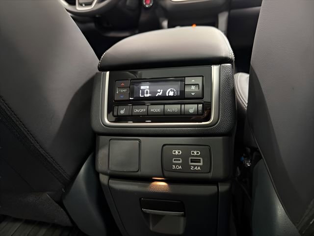 Certified 2025 Subaru Ascent Limited image 37