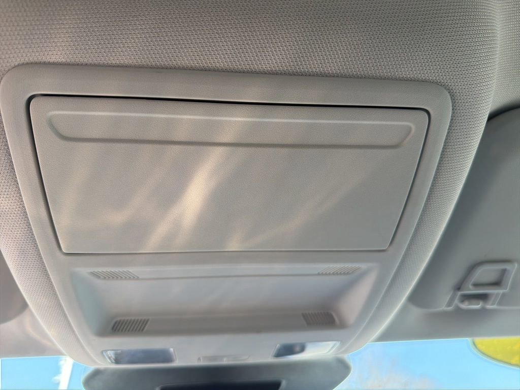 Used 2025 Ford Escape Platinum image 26